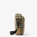 Burberry Vintage Check Crossbody Bag With Adjustable Strap For Classic Style size:16×4×20cm #A54099