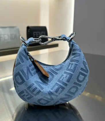 Fendi Handba praphy Size:16.5x14x5cm #A48147