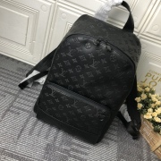 Louis Vuittou AAA backpack #999926874
