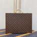 Louis Vuitton Monogram hard sided Briefcase/Suitcase Unisex brown #999930582