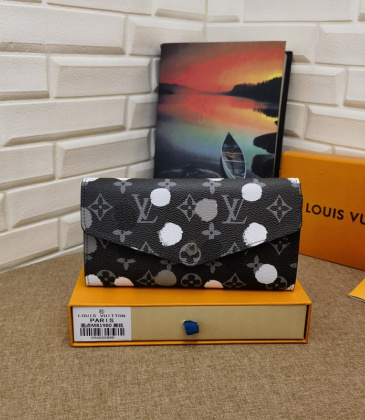 Louis Vuitton AAA+wallets #999934952