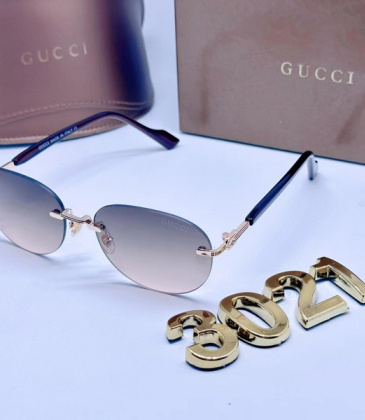 Gucci Sunglasses #999937554