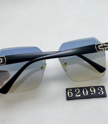 Gucci Sunglasses #999937575