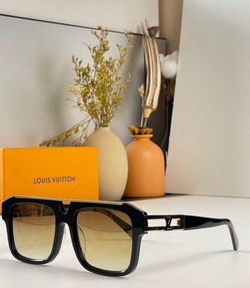Louis Vuitton AAA Sunglasses #999933629