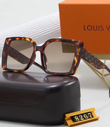 Louis Vuitton Sunglasses #999937512