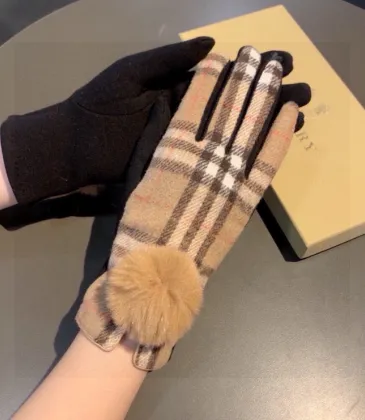 Burberry Glove #A42935