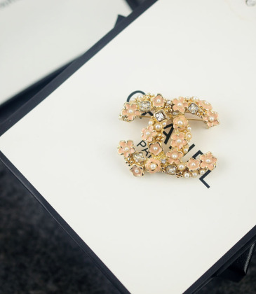 Chanel brooches #9127629