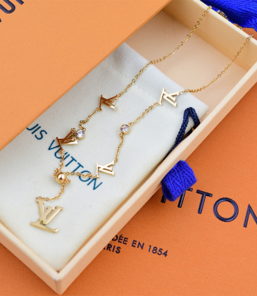Louis Vuitton Necklace #999921103