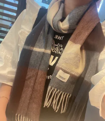 Burberry Scarfs #A42678