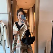 HERMES Scarf #999930108