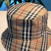 Burberry hats &amp; caps #999922096