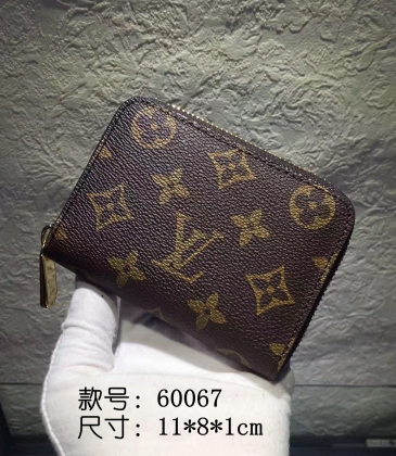 Louis Vuitton AAA+ Wallets #801533