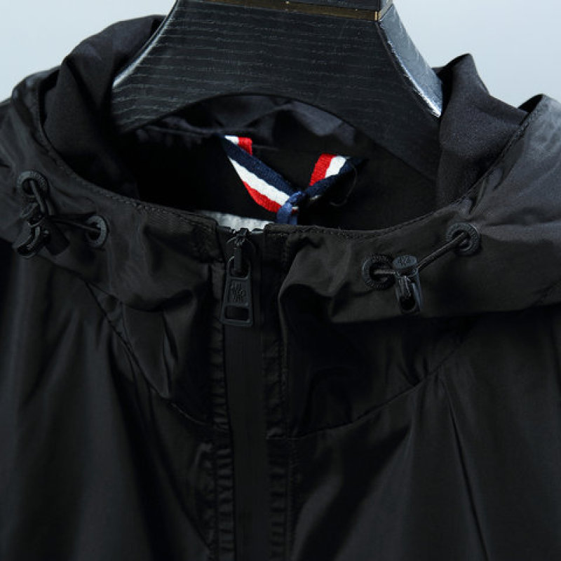Buy Cheap Moncler Jackets for Men #9125734 from AAAClothing.is