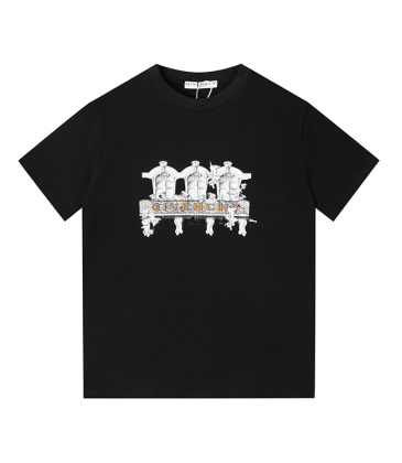 Givenchy T-shirts for MEN #999929763