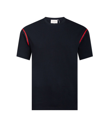 Gucci T-shirts for Gucci Men's AAA T-shirts #A32388