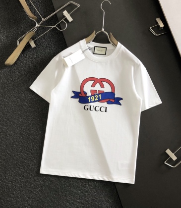 Gucci T-shirts for Gucci Men's AAAA T-shirts #A22109
