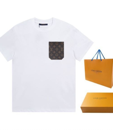 Louis Vuitton T-Shirts for AAAA Louis Vuitton T-Shirts #A31894