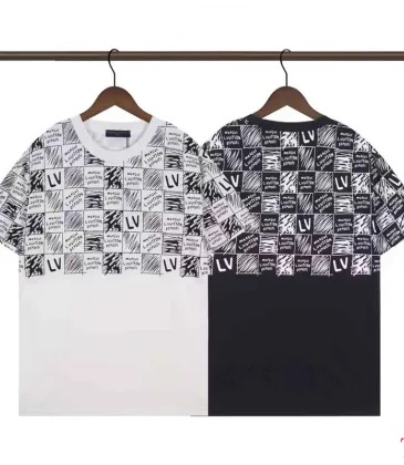 Louis Vuitton T-Shirts for AAAA Louis Vuitton T-Shirts Black/White #A53795
