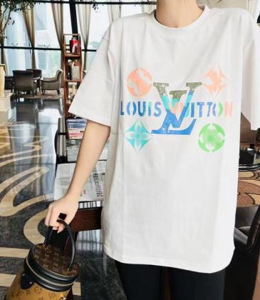 Louis Vuitton T-Shirts for MEN and women #999923617
