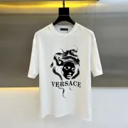 Versace T-Shirts for AAAA Versace T-Shirts Versace Medusa Embroidered T-shirt Black/White #A53942