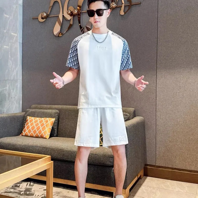 Dior tracksuits for Dior Short Tracksuits for men #A52570
