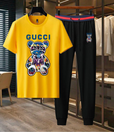 Gucci Tracksuits for Gucci short tracksuits for men #A25745