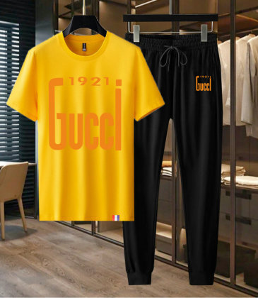Gucci Tracksuits for Gucci short tracksuits for men #A25750