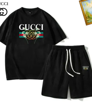 Gucci Tracksuits for Gucci short tracksuits for men #A40870