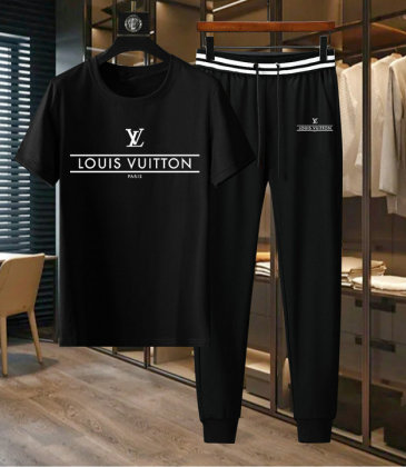 Louis Vuitton tracksuits for Louis Vuitton short tracksuits for men #A25757
