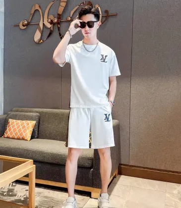 Louis Vuitton tracksuits for Louis Vuitton short tracksuits for men #A52558