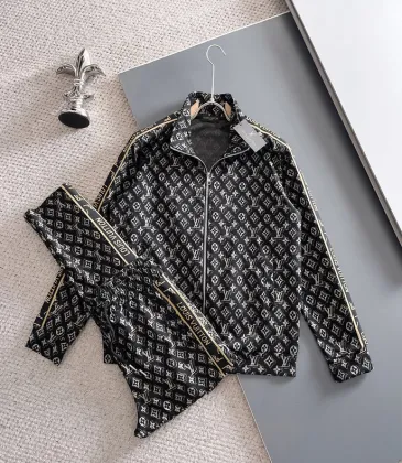 Louis Vuitton tracksuits for Men long tracksuits #A53856