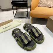 Burberry Shoes for Burberry Slippers for women #999924310