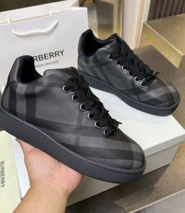 Burberry Shoes for Men's and women Sneakers #A36564
