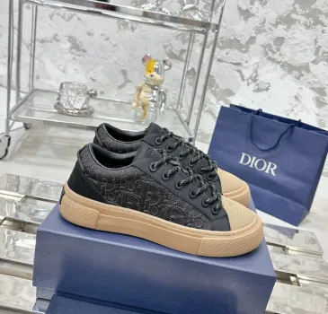 Dior Shoes for Men's and women Sneakers #A44280