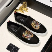 Men's Gucci Casual Shoes  Tiger embroidery  #989042