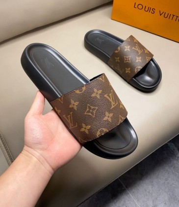 Louis Vuitton Shoes for Men's Louis Vuitton Slippers #999937217