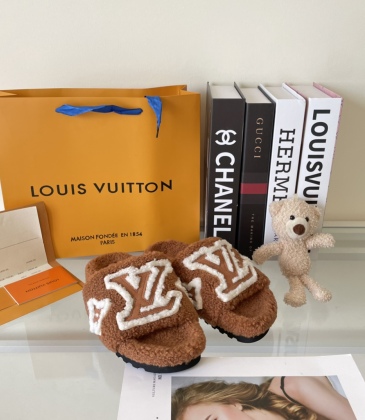 Louis Vuitton Shoes for Women's Louis Vuitton Slippers #A24844