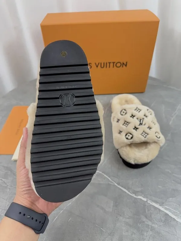 Buy Cheap Louis Vuitton Shoes for Women's Louis Vuitton Slippers 