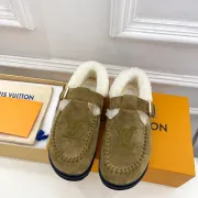 Louis Vuitton Shoes for Women's Louis Vuitton Sneakers #A44422