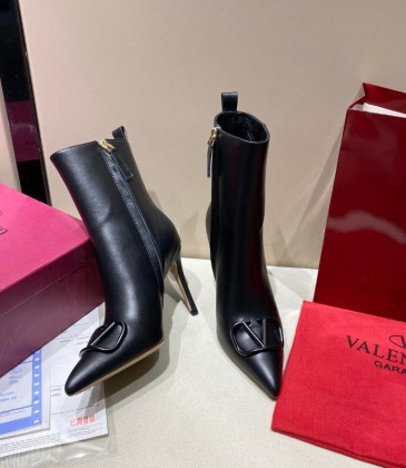 Valentino Shoes for VALENTINO boots for women #999929488