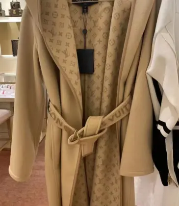 Louis Vuitton jackets for Women #A39602