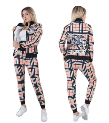 Burberry 2022 new Fashion Tracksuits for Women #999931151