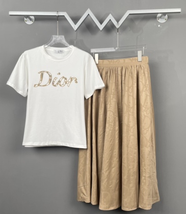 Dior 2023 new Fashion Short Tracksuits for Women #999934215