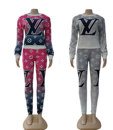  2022 new Fashion Tracksuits for Women #999921386